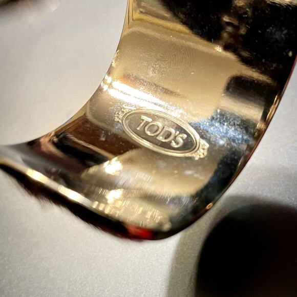 🎊HP🎊Tod's Calf Hair Silver Tone Cuff Bracelet - Picture 6 of 8